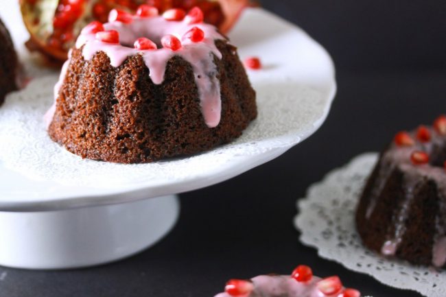 mini-chocolate-pomegranate-bundt-cakes